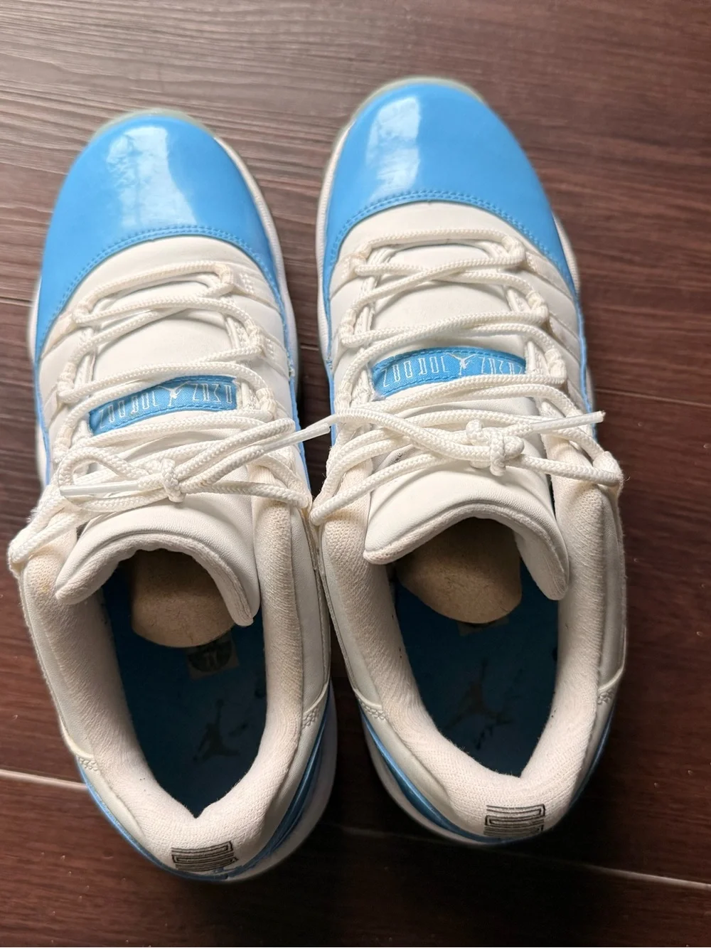 Jordan Kids Blue and Cream Low-Top Sneakers